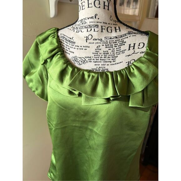 Ann Taylor Ruffle Short Sleeve Women's Blouse - Picture 4 of 11